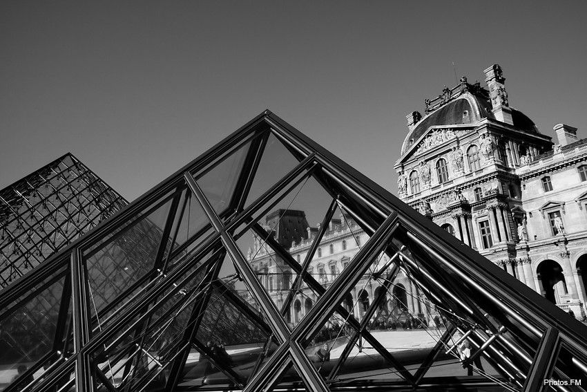 Les pyramides du Louvre