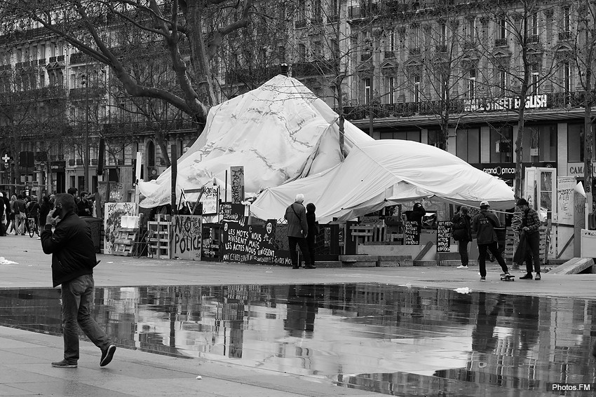 Le chapiteau #NuitDebout