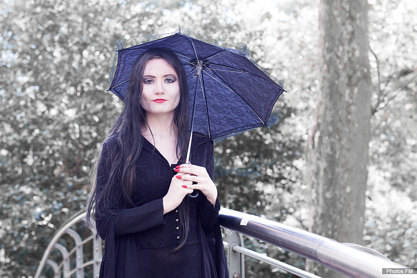 Morticia Addams - Nephelith