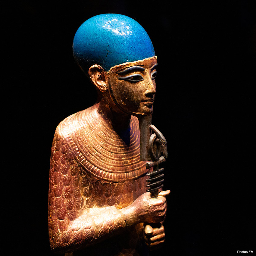 Statue de Ptah en bois dorÃ©, coiffe en verre - TrÃ©sor de ToutÃ¢nkhamon