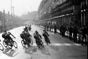 Le Tour de France, rue de Rivoli