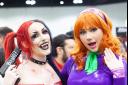 Harley Quinn (Suicide Squad) & DaphnÃ© Blake (Scooby-Doo) - Los Angeles Comic Con